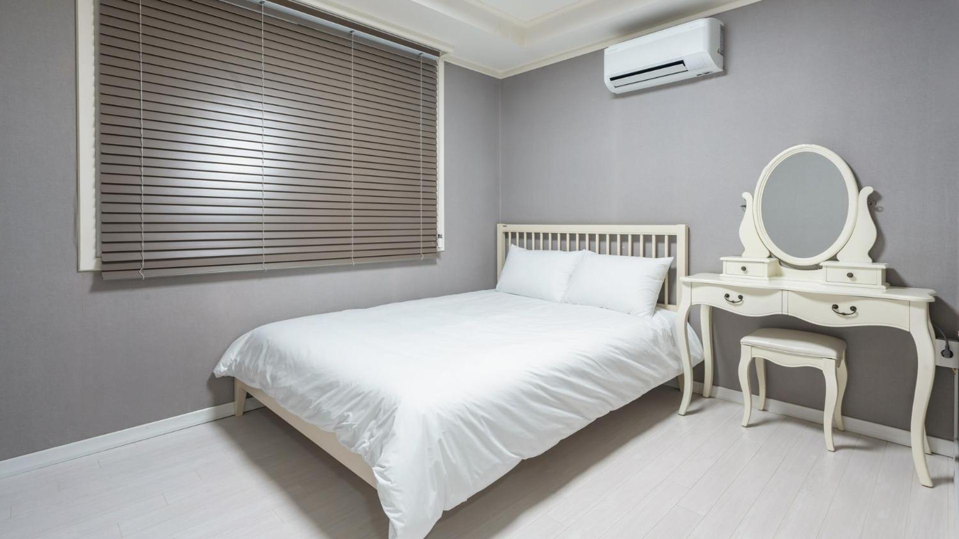 Namhae Sea Stay N Pet Pension Room photo